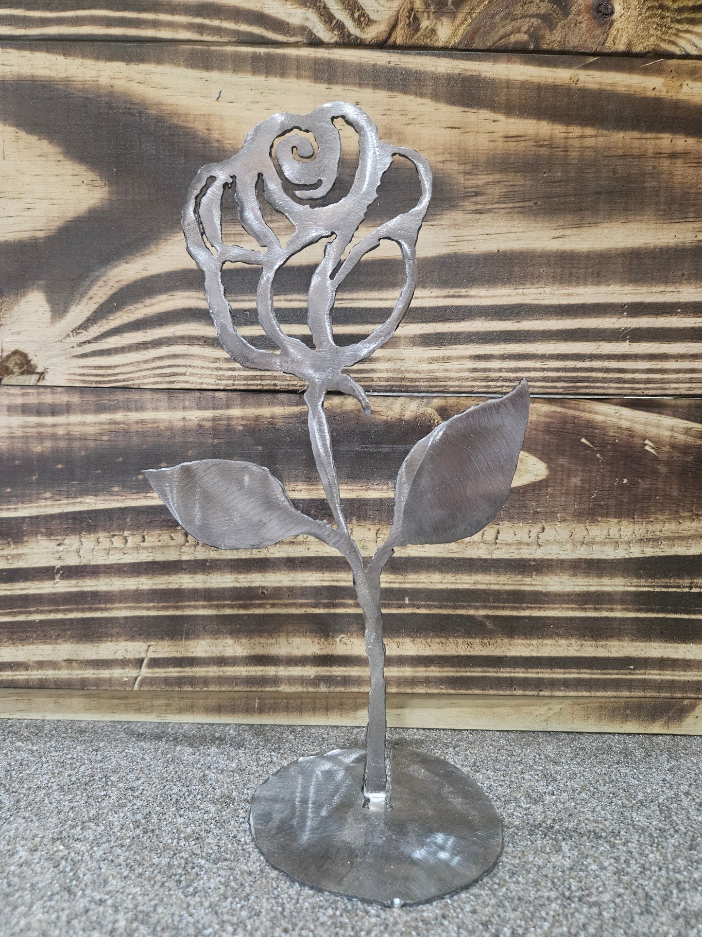 Metal rose cutout